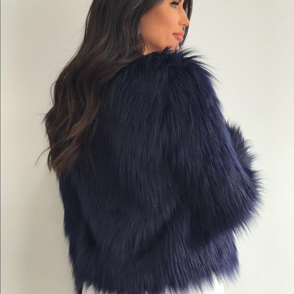 💙 Royal Blue Fur Coat!
